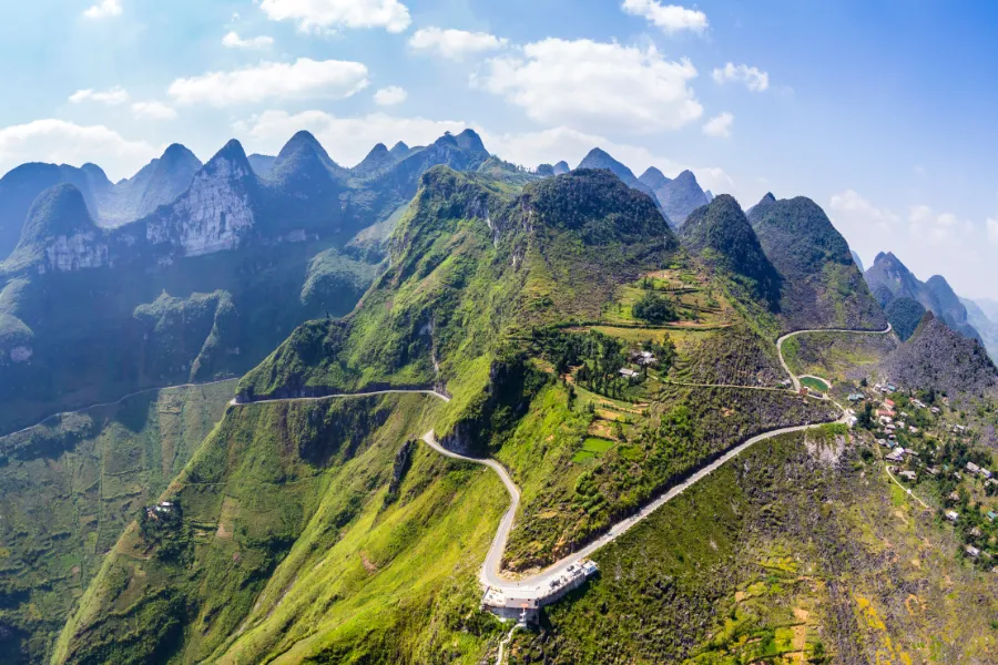 The best motorbike routes in Vietnam